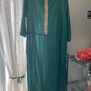 Elegant Green Maxi Dress